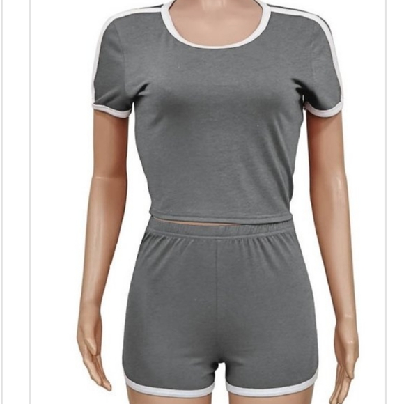 short sleeve short set - Picture 3 of 5